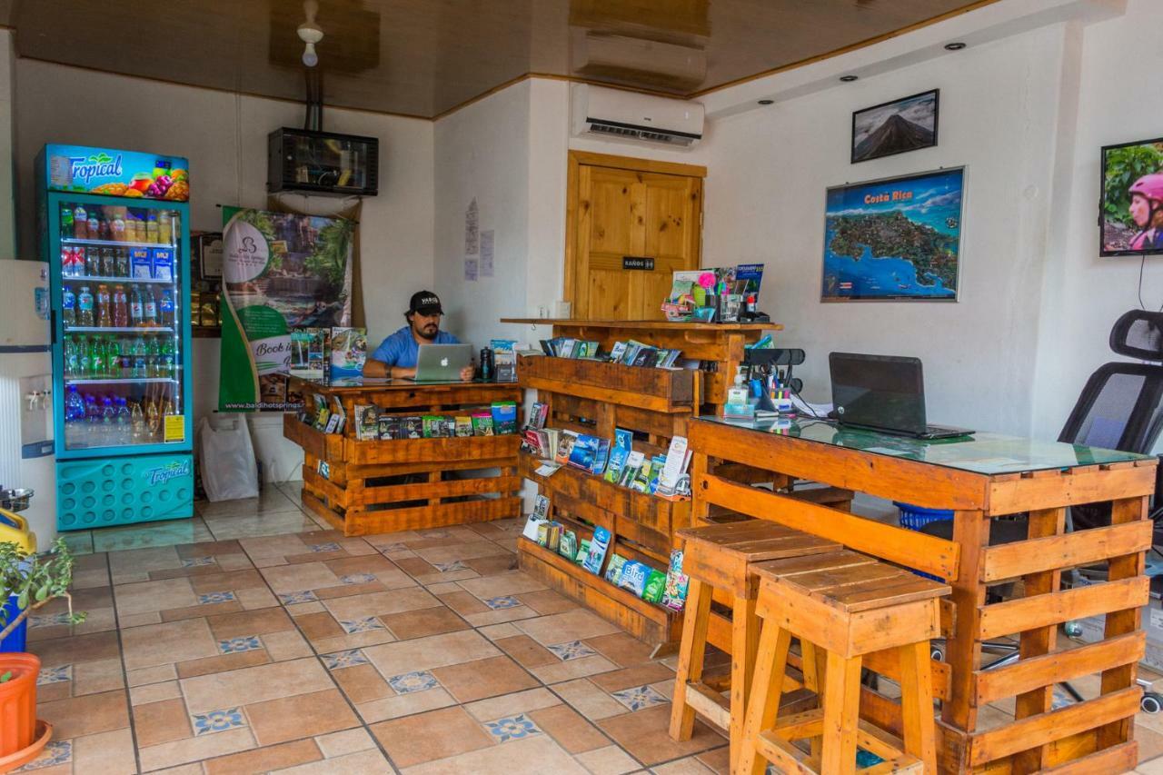 Arenal Container Hostel La Fortuna Exterior foto